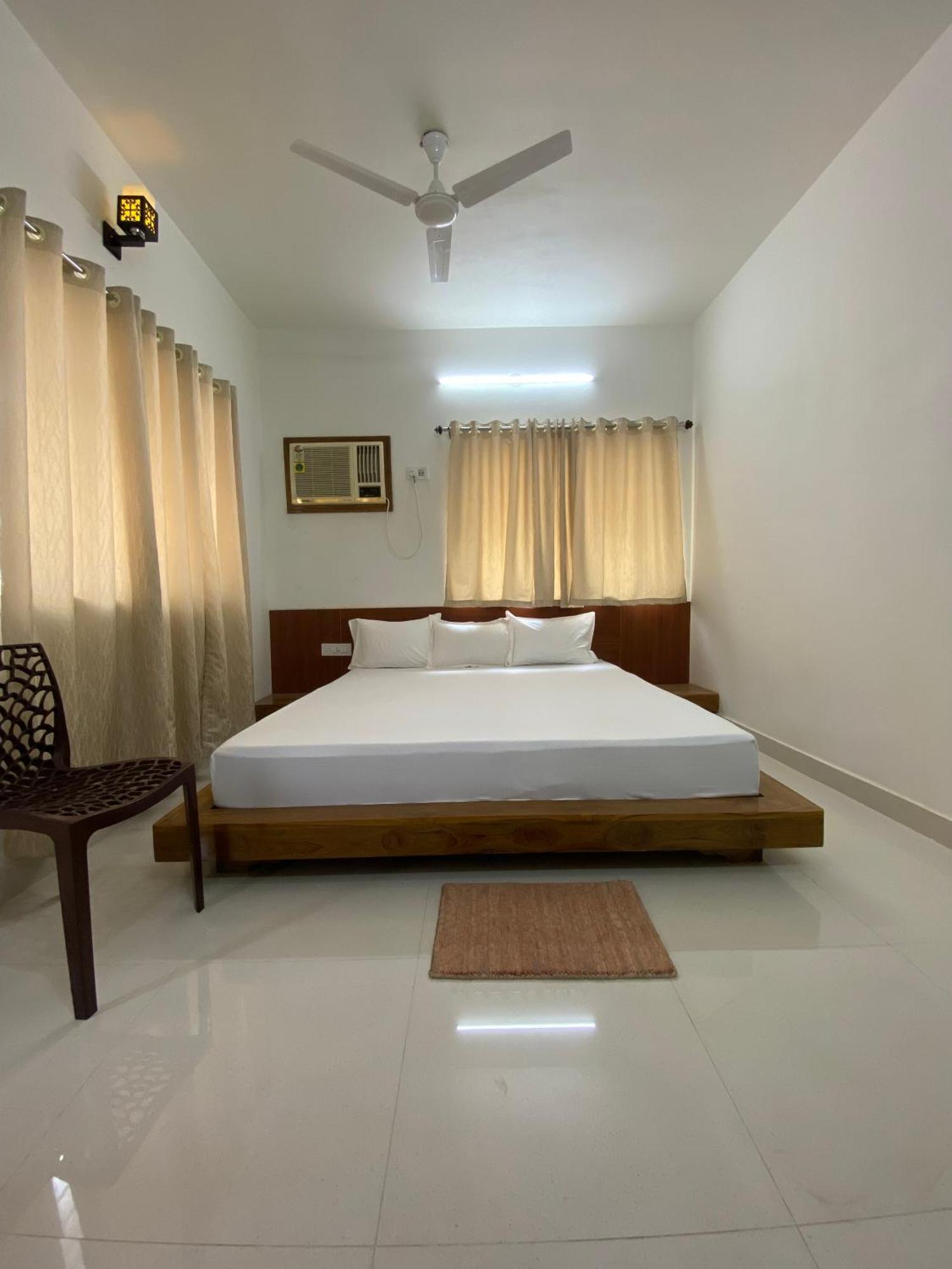 Lake Land Guest House Kolkata Ngoại thất bức ảnh