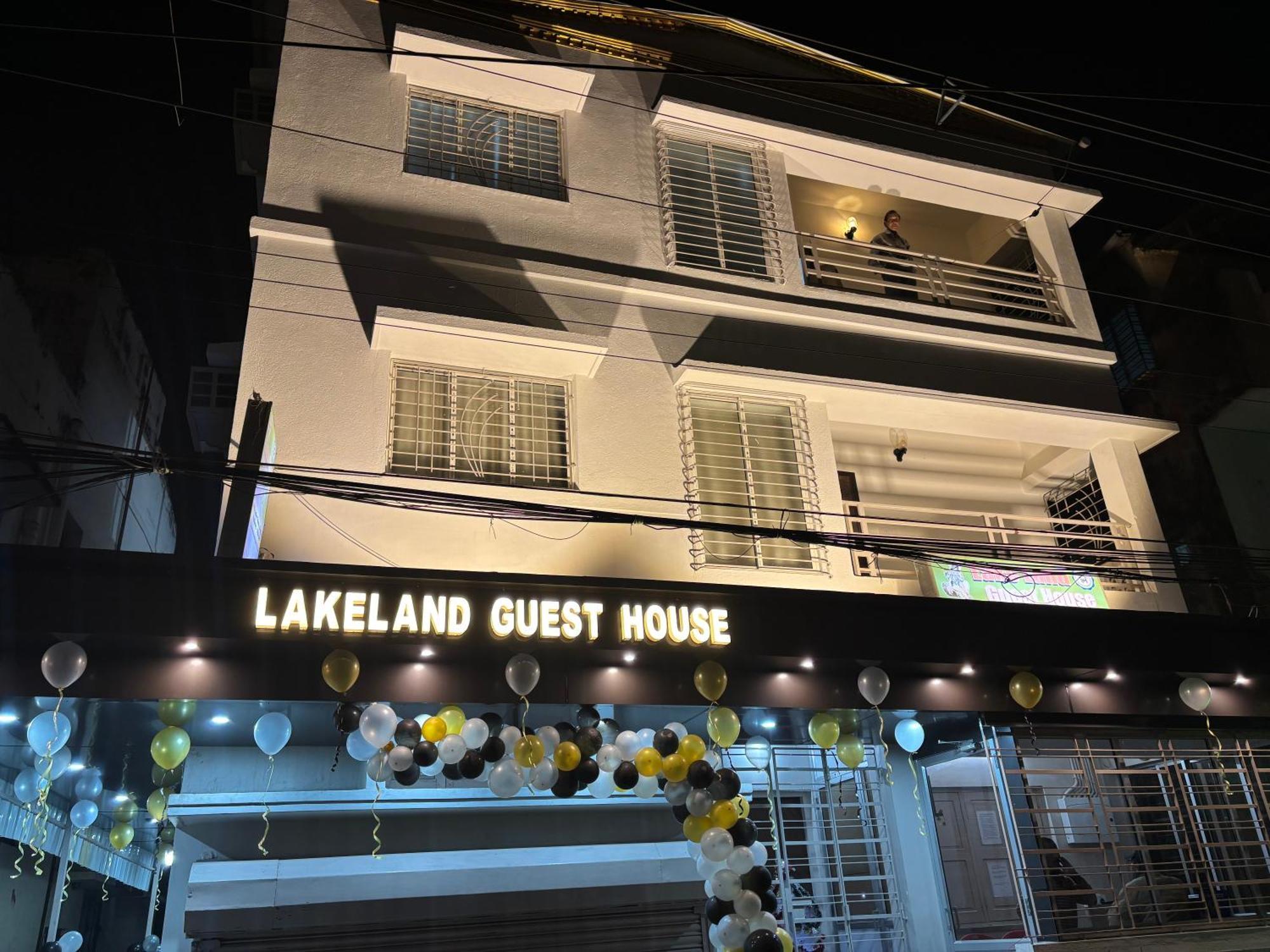 Lake Land Guest House Kolkata Ngoại thất bức ảnh